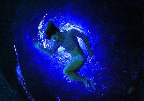 floatlightfloat's tweet photo. No sound,
no sight,
nothing to feel,
no sensory impressions.
The water almost impossible to perceive around me.
That wonderful weightlessness,
the floating in space.
#silence #flotationtherapy #neenah #appleton #menasha #oshkosh #kaukauna #floatinglight https://t.co/66KD0gGVPR https://t.co/ki97QcIHMh
