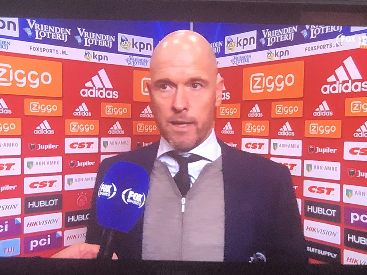 cwoconsultancy's tweet photo. In alle euforie: ook commercieel @Feyenoord en @AFCAjax leidend en onderscheidend met Interviews voor eigen backdrop. Support je trouwe commerciele partners. Samen met @PSV voorbeeld voor @eredivisie #voetbal https://t.co/iDsIiFGFcd