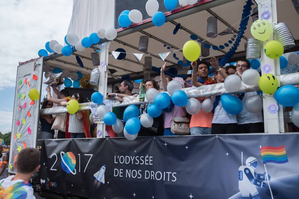 Marche des fiertés 2017 : les photos ! assoglup.com/2017/06/29/mar…