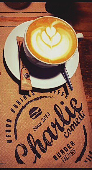 charlie_comedy's tweet photo. Ay domingo!! Que bueno que llegaste...
Ahora es el momento de disfrutarte, con un café... calentito... hecho con amor y cariño!!
.
.
.
😍☕️
.
.
.
Café 100% natural, made in Colombia SI O QUE!!!
.
.
.
LARGA VIDA AL CHARLIE!!✌🏼✌🏼
.
.
.
#coffee #coffeelovers #coffeetime #sunday https://t.co/DT1jgSA2wg