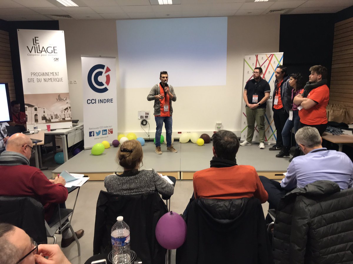 cci_indre's tweet photo. Le projet Apprentistage présenté devant le jury du #StartupWeekend de #Chateauroux #SWChtx2019 #SwChtx #Entrepreneuriat #Innovation #Startup #TechLoireValley #CampusCentre #Indre @SWCHTX2019 https://t.co/upjZz8FU6p