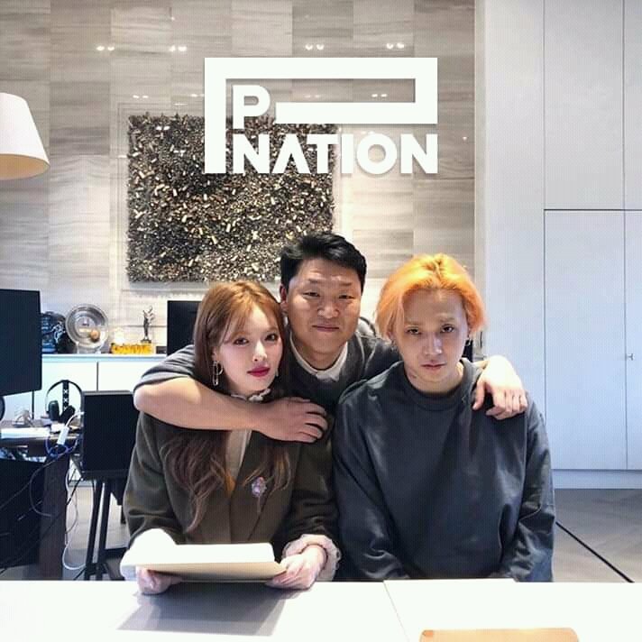 _portalkpop's tweet photo. [INFO] #pnation acaba de assinar com a #Hyuna  é com o #hyojong 

Parabéns 💕 https://t.co/1yBfaaxL5f