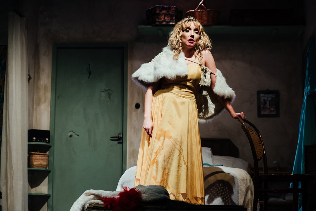 LMTheatre's tweet photo. A romance blooms between Blanche &amp; Mitch. Meanwhile, Blanche's presence begins to wear on Stanley &amp; Stella's relationship, as Stan becomes increasingly hostile &amp; suspicious towards her. Photos by @KathrynPhotos, more on Facebook. #AStreetcarNamedDesire opens tomorrow (sold out). https://t.co/7xHvZ1m4ky