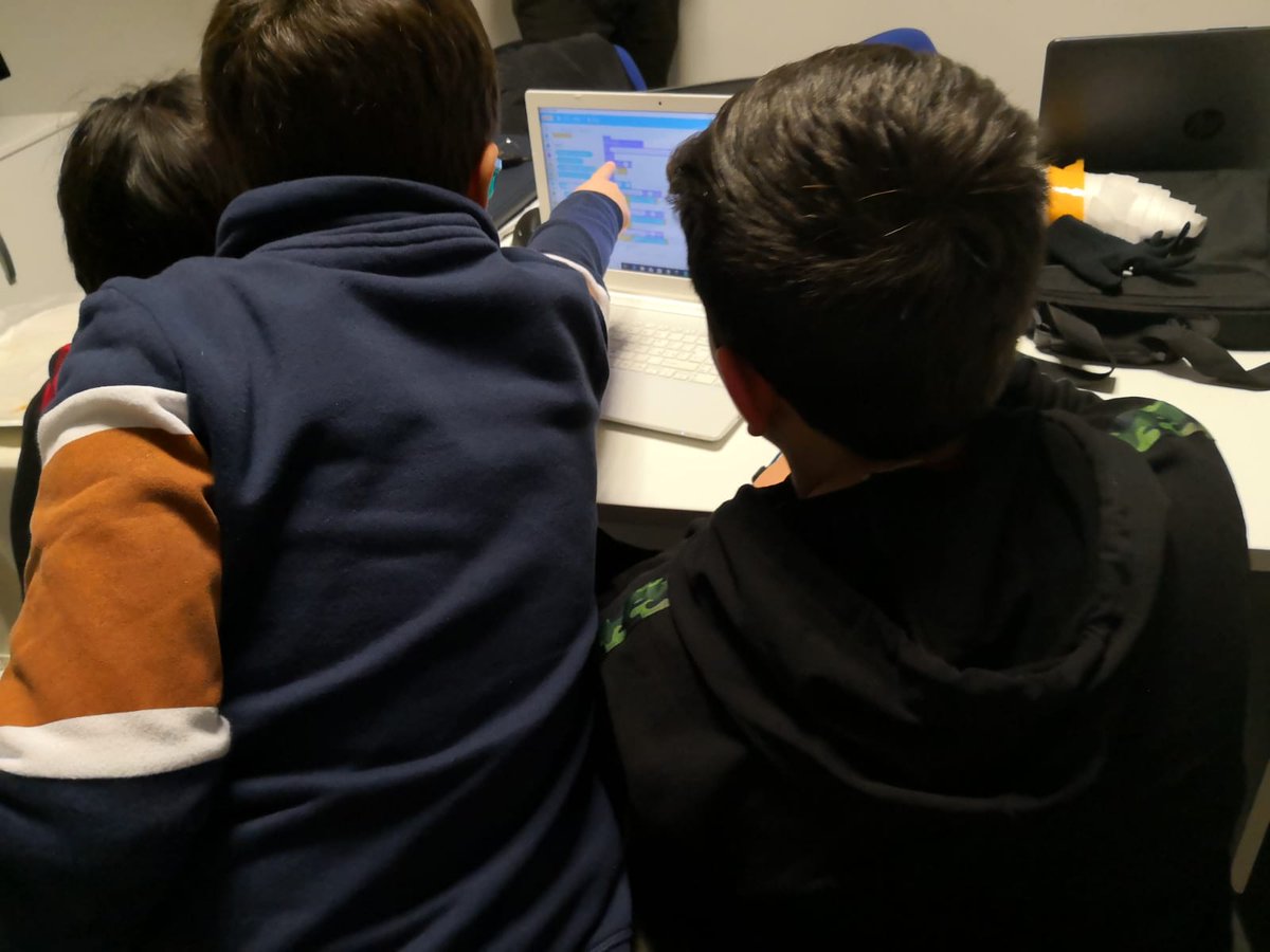 coderdojocs's tweet image. due giorni di intenso lavoro per il team M.A.T.
un team giovane ma che farà strada!! Come sarà andata questa #KGJ19 ? @kidsgamejam #togetherwewin
