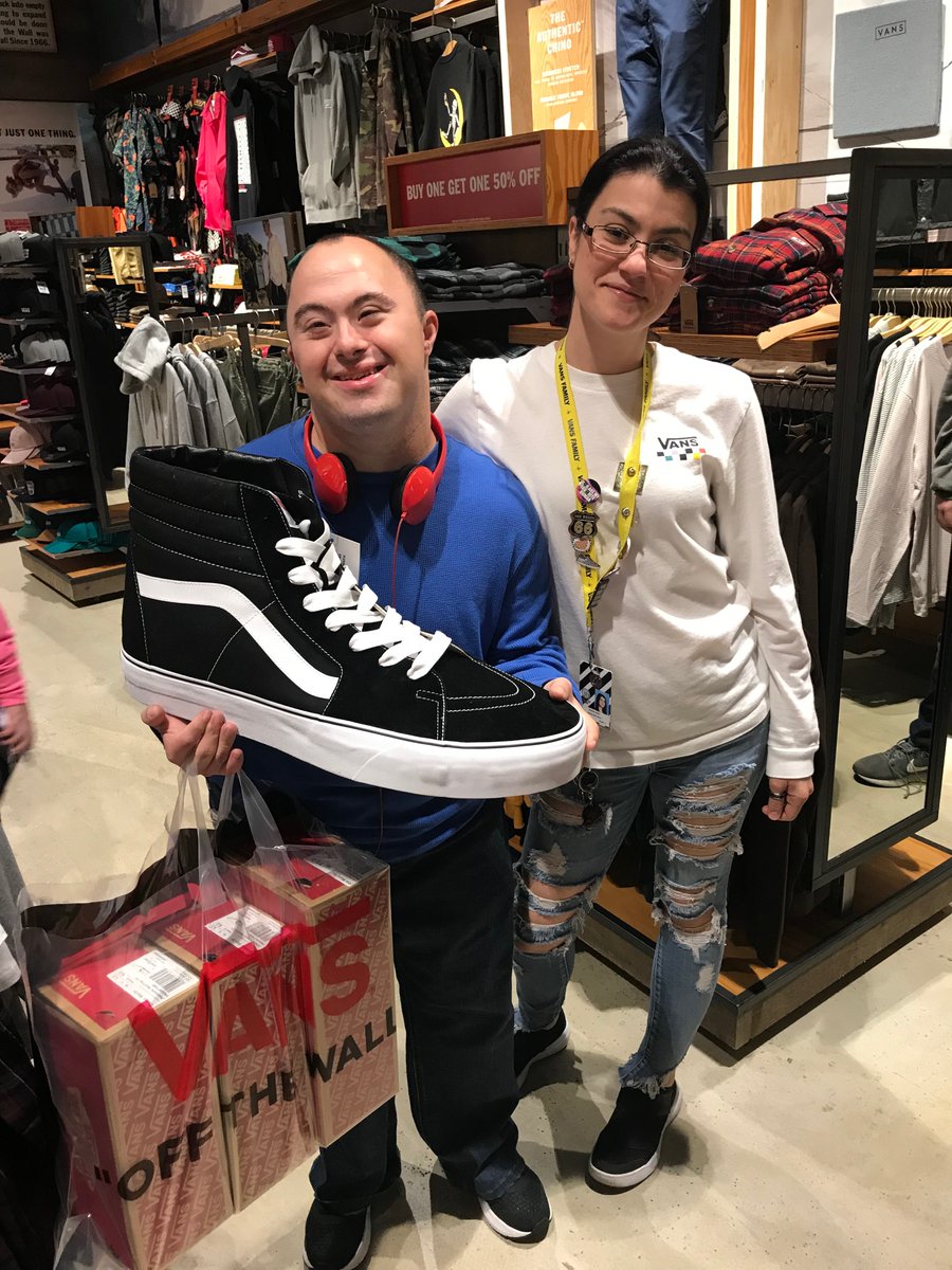 vans store dadeland