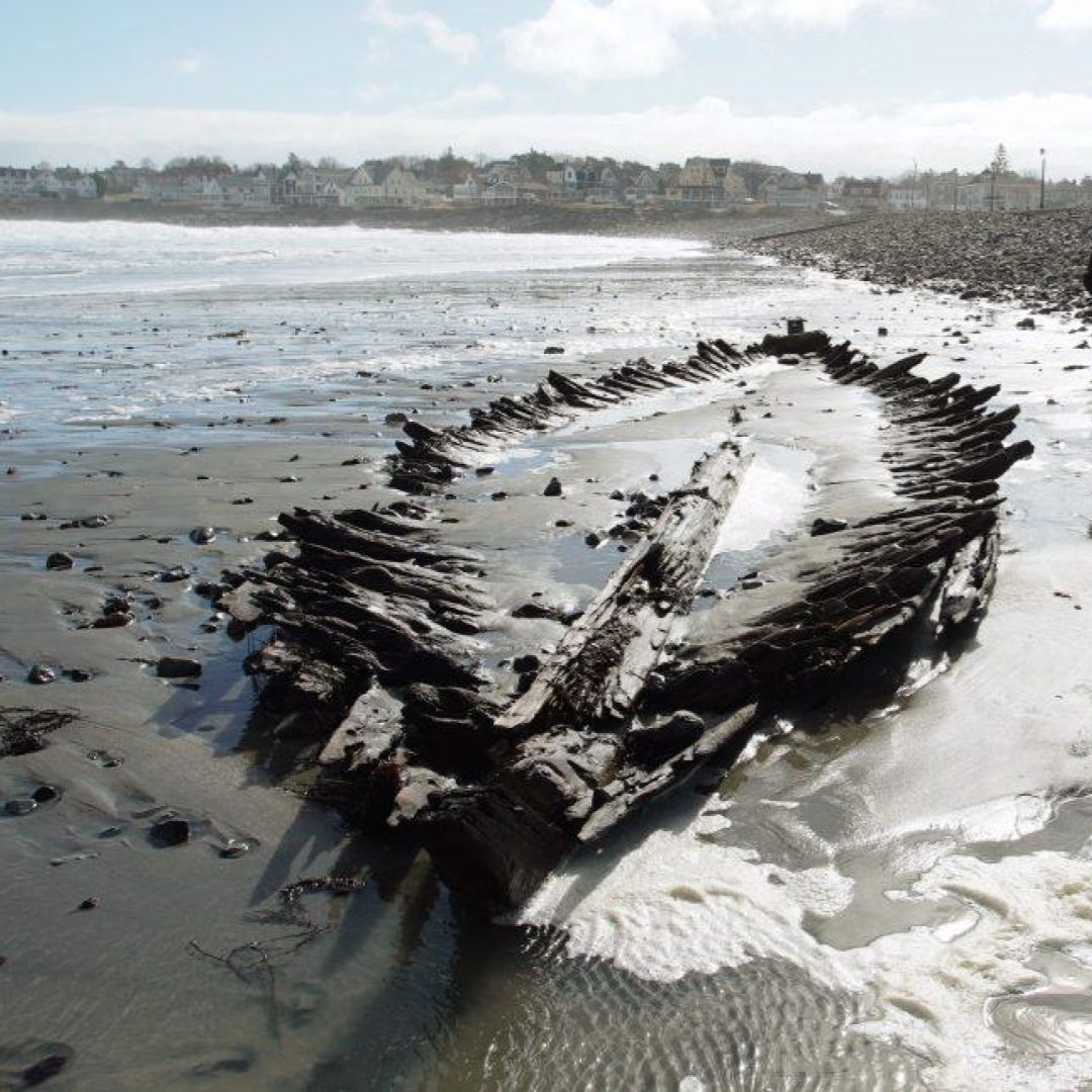 History in York Beach - What’s left of the wooden hull – listed by the state as the Short Sands Beach Wreck. Short Sands Beach is minutes walk from York Beach Residence Club.   #visitmaine #placestostayinmaine #yorkbeachclub #vacation  #capeneddick #vacation2019 @maineisgorgeous