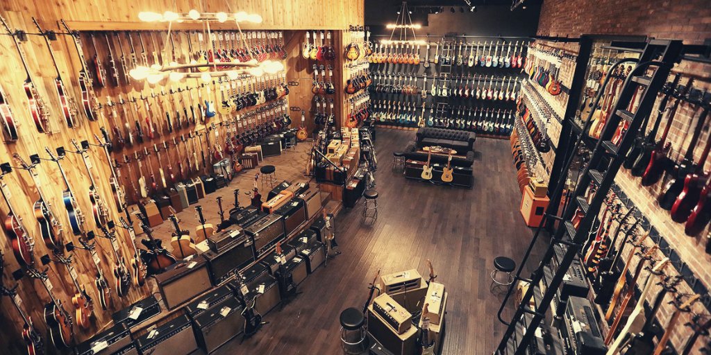 Hyperbits's tweet image. #Hypertips 197: For most music purchases, try to avoid paying full price for anything. Almost all plugin companies do huge sales a few times a year, and most Guitar Center/Sweetwater employees are able to give you at least some sort of discount (depends on product brand).