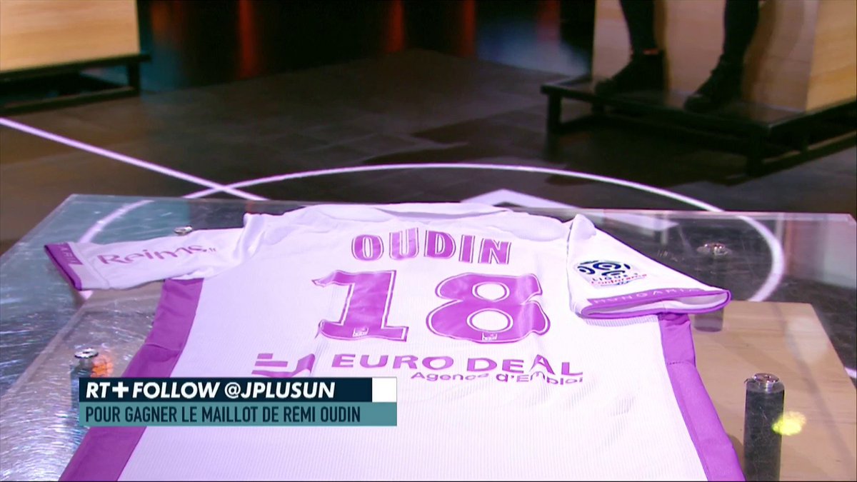 RT + Follow @jplusun pour tenter de gagner le maillot du <a href="/StadeDeReims/">Stade de Reims</a> de <a href="/Remioud/">Rémi Oudin</a> ! 🎁 #Jplus1