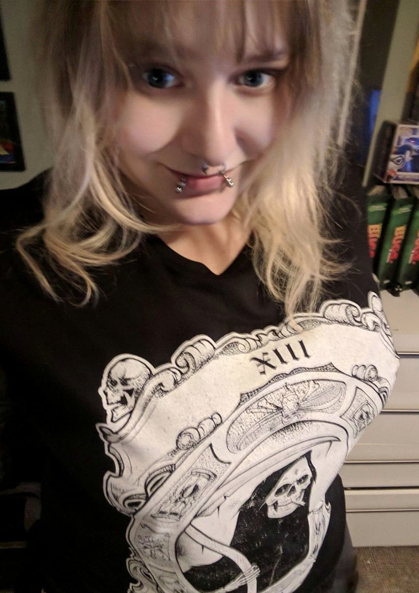 DaisyDazied's tweet photo. Scored some pretty awesome tops in Canterbury yesterday! π
#TheCramps #ClockworkOrange #SmokinGrimReaper
#GothLyf β οΈ https://t.co/iELHcanoj1