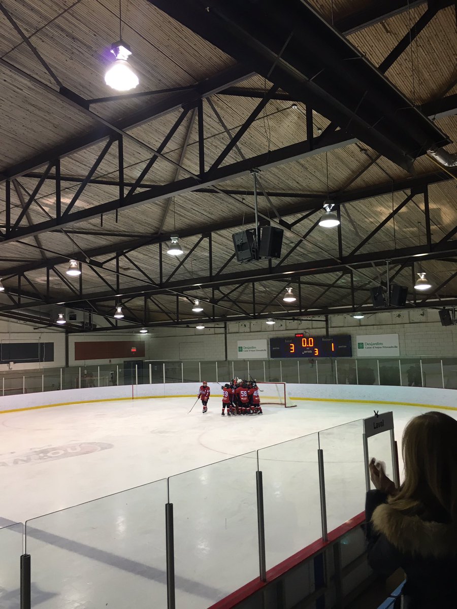 PamPetrakos's tweet image. Congrats to my son’s hockey team on winning their semi-final game at 🏒 PeeWee tournament this morning!! 👏🏻On to the Finals later on today!! Their 4th game in Two days! #ProudMom #ProudManager #HowIspentmyweekend #hockeytournament #44   ❤️