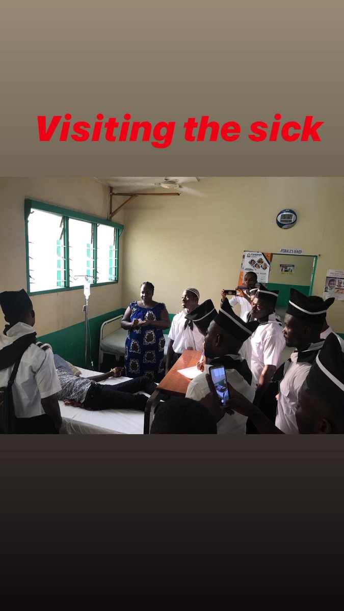 AhmadiyyaYEG's tweet photo. RT @AhmadiyyaYEG: RT @nnc313: RT @ImamShaheen_: Members of the Ahmadiyya Muslim Community Ghana giving some charity to the local clinic and visiting the sick #islam #ahmadiyya #LoveForAllHatredForNone #ghana #prestea #Bogoso https://t.co/2jQC9CrXPV