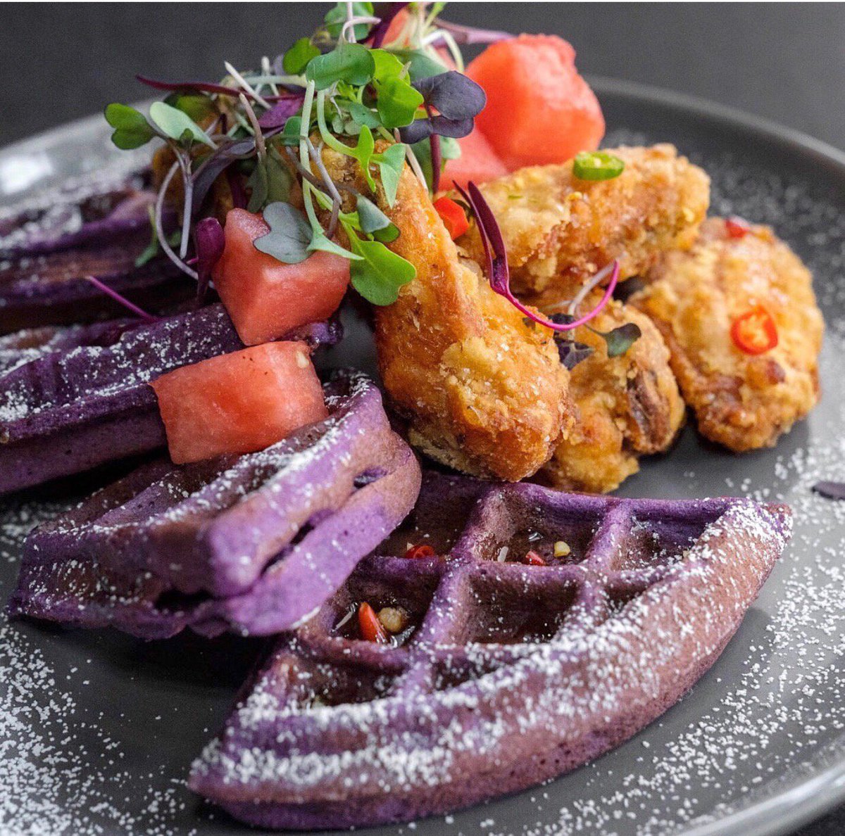 Brunching with a twist - fried chicken and Ube waffles <a href="/BoneKettle/">Bone Kettle</a>. bit.ly/2sEnTBY 📸: <a href="/BoneKettle/">Bone Kettle</a> #pasadena #visitpasadena