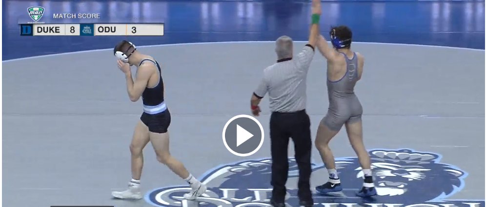 165 | Just in time! Zach gets the final ✌️ to get the 11-3 major decision! 

ODU 20, Duke 7

#GoDuke