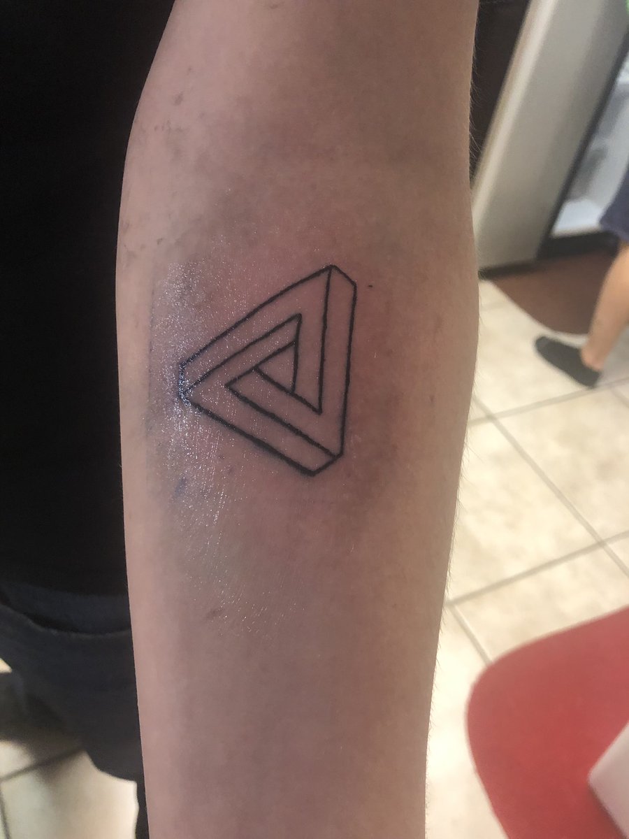 kbf_'s tweet image. Some tats I’ve done recently on a few people 💉🤘🏼