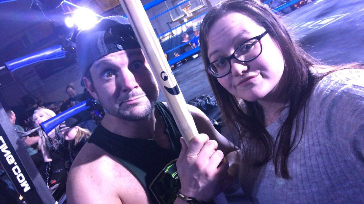 B_Williams87's tweet photo. He is the nicest, laid back person I ever met. @TheEddieEdwards, thanks for putting on a awesome show last night. https://t.co/NWb7ckDCml
