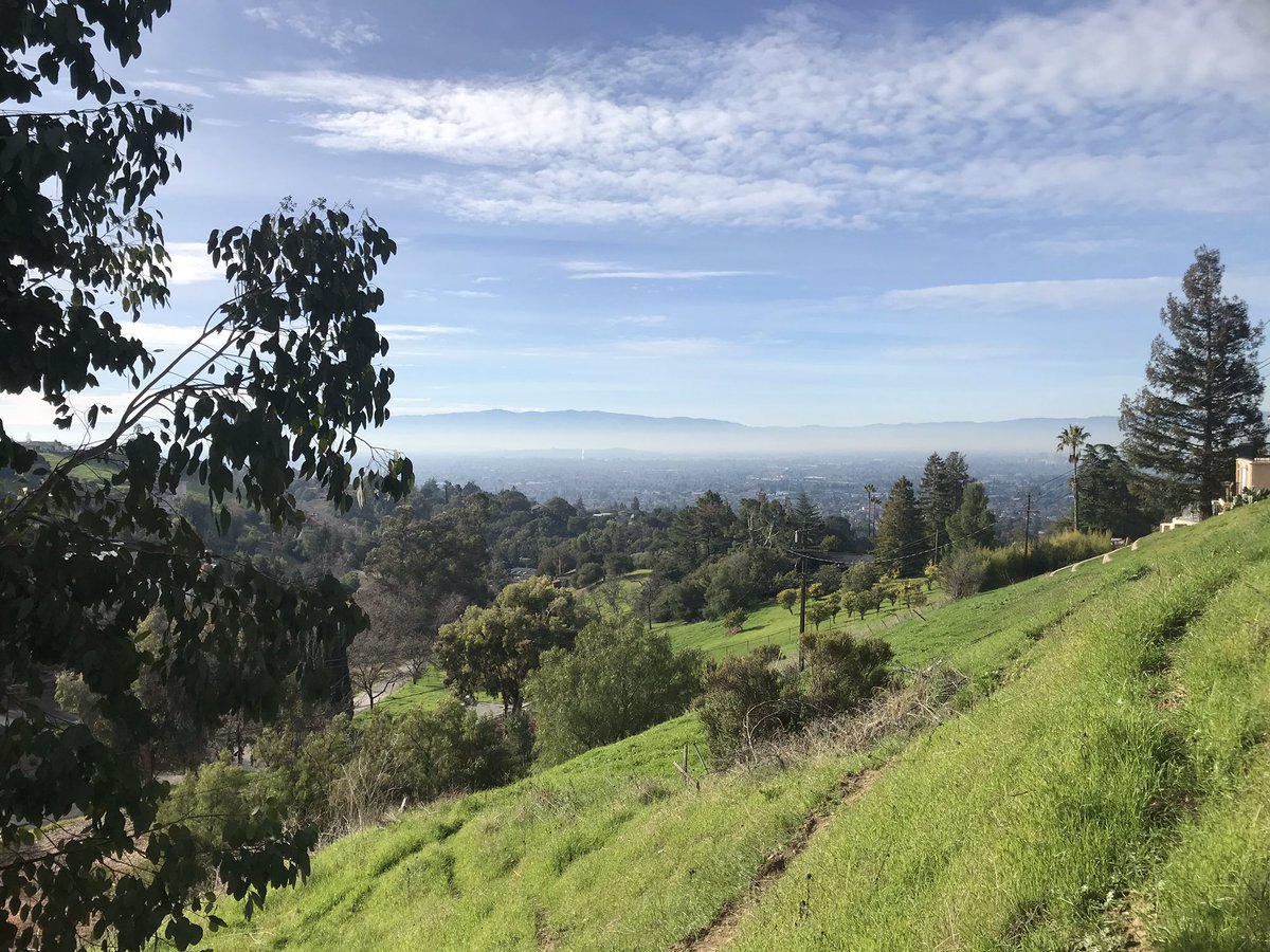 AdamShoop's tweet image. I’m a sucker for views. San Jose Hillside Lot with 180 degree views 🤩 #sanjoserealestate #land #Builders