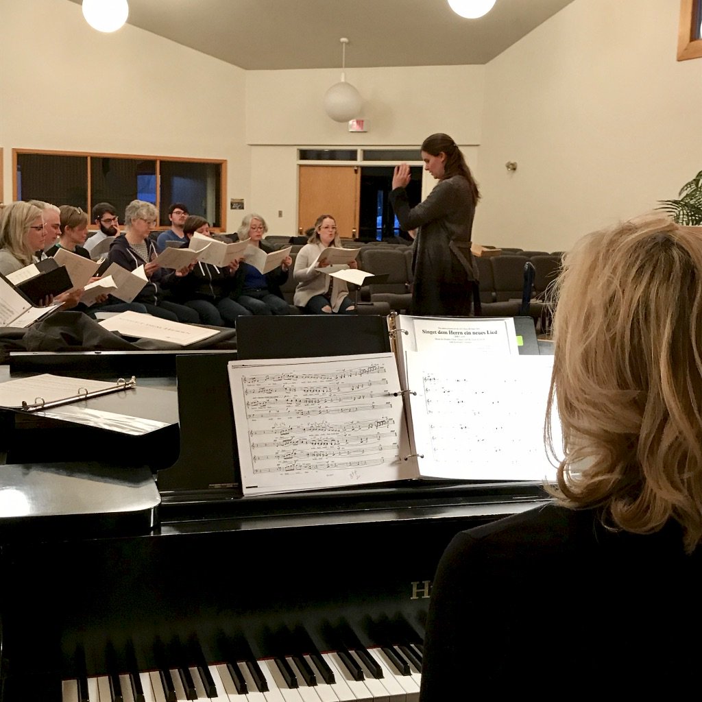 Next Sunday, come celebrate the past, present and future of Canzona with old and new music for choir and Baroque instruments! Get your tickets for our 30th anniversary gala concert: ow.ly/1pWW30nfQob