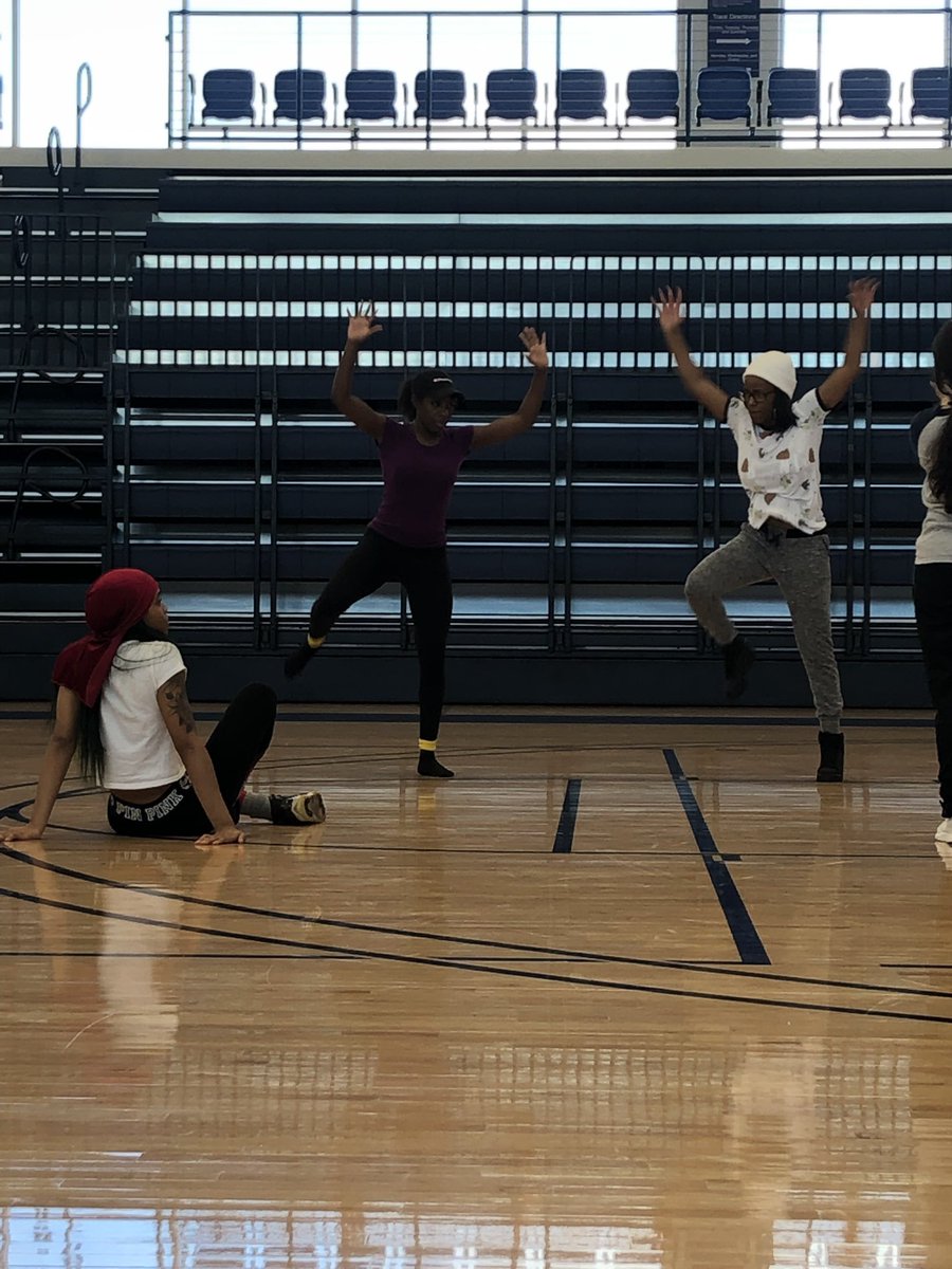 KAPPAPHINU1's tweet image. Practice is under way 🐍🐍🐍🤫 #itsnottolate to join Kappa Phi Nu 🔥  step team and more 🔥🔥🔥 contact @stealYoGirl24 for more info