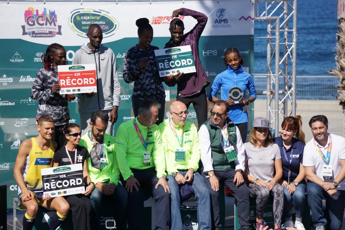 AROAMerinoB's tweet image. Gran espectáculo hoy en @GranCanariaTur Lluvia de récords en @GCMaraton .Aún estando lesionada, he podido disfrutar del gran ambiente y cariño de la gente.Gracias a tod@s. @LanzaroteESD @TurismoLZT @MujeresDeporCan @atletascanarios @LanzaroteDeport