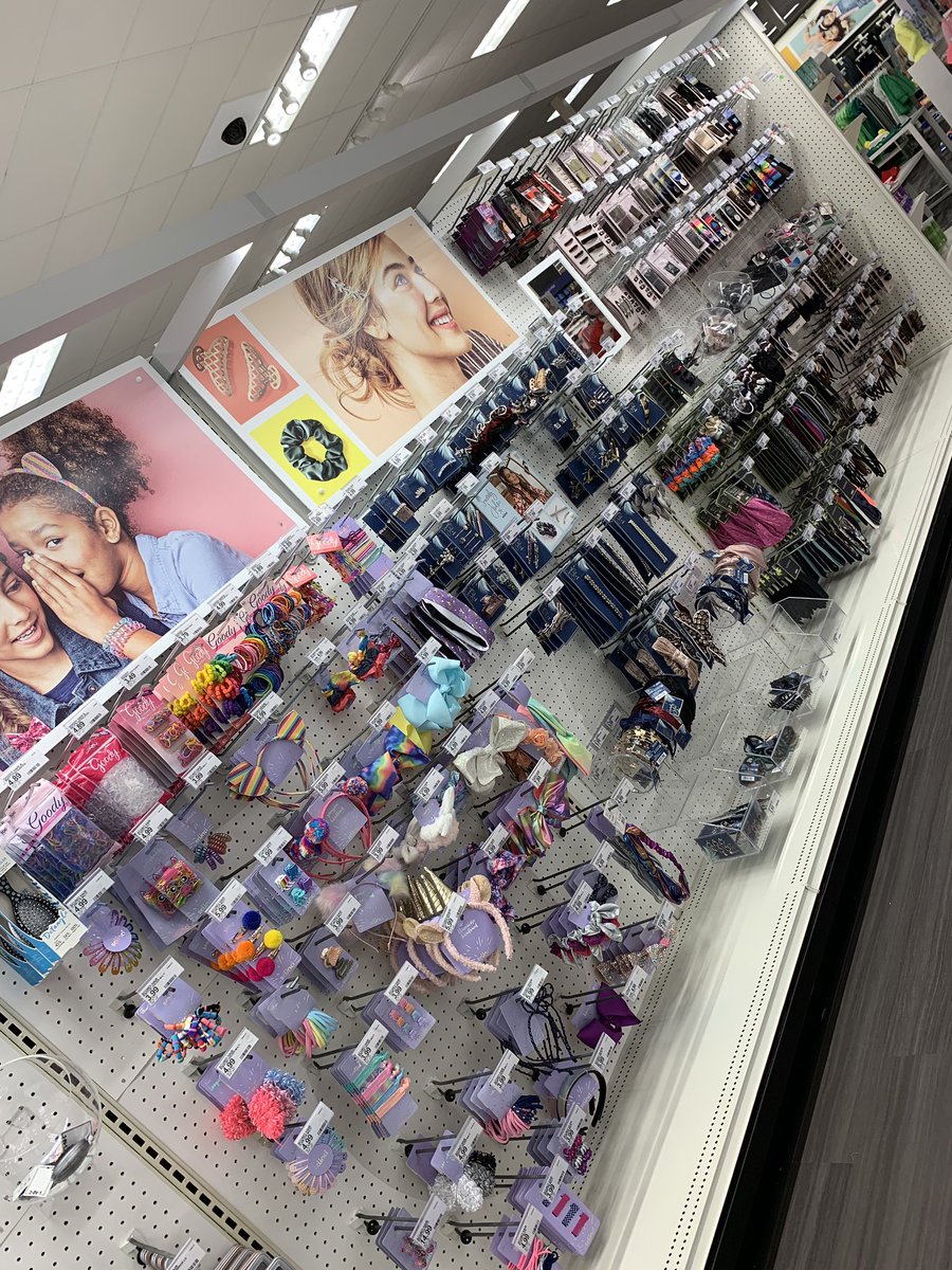 buol_marissa's tweet photo. Krista from beauty really got in the “zone” at #t1278 @Smeyer37 @amoellr https://t.co/hlNVG2itNo