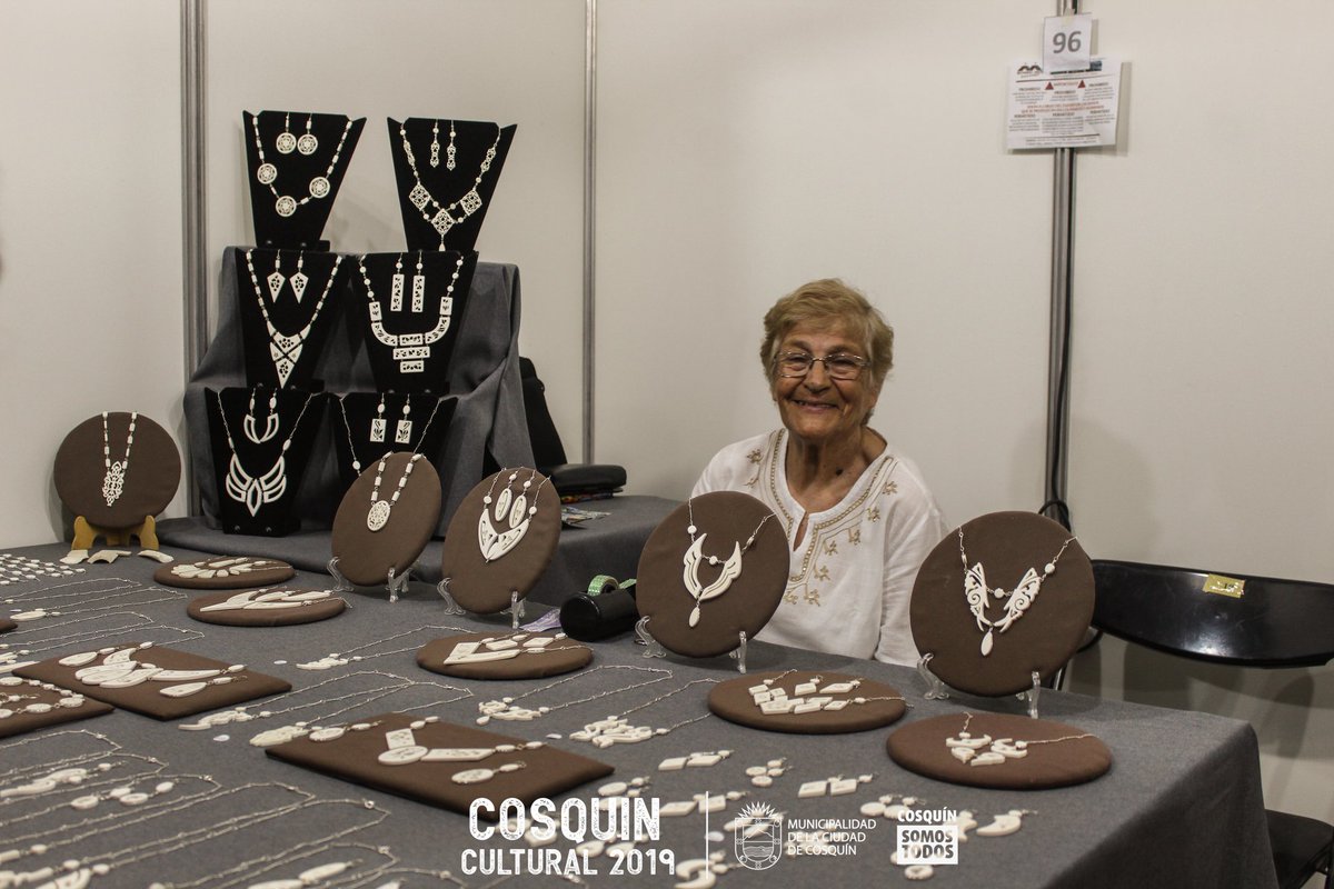 Si vas a Cosquín no sólo podrás bailar en <a href="/AquiCosquinOk/">Festival Nacional de Folklore</a>. También podrás disfrutar actividades paralelas para todos los gustos. Hoy se vivió una nueva edición de la Maratón Coscoína, y en la Plaza San Martín estará la Feria Nacional de Artesanías. #Cosquin2019