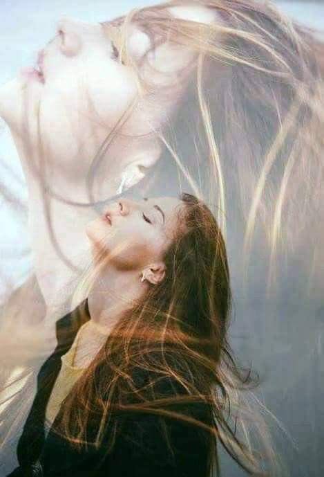 من أي قواميس العشق أستطيع أن أفسر حبي إليك وأي الكلمات تلك التي تشفي حنيني إليك