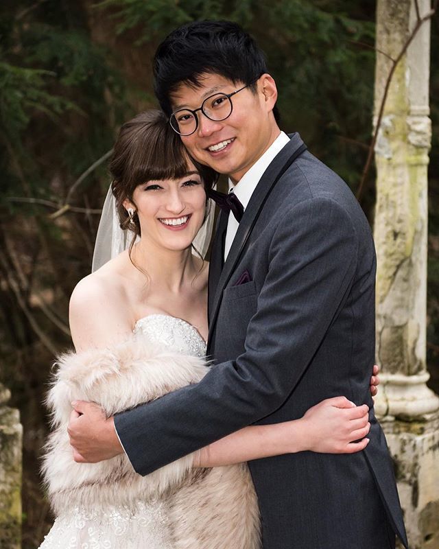 HeatherDPhotog's tweet photo. Such a sweet couple! #winterwedding #wedding #weddingphotography #weddingphoto #clevelandwedding #weddingseason #weddingsinohio #weddingsincle #clevelandweddingphotographer #love  #romance #romanticwedding  #romanticweddingphotography  #shotwithlove #pho… https://t.co/jKMZid90Rv https://t.co/zqBWBhQKC0