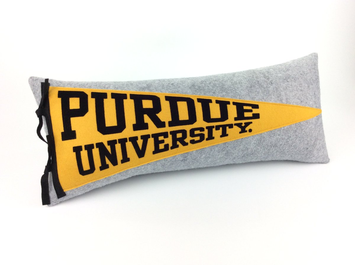 Purdue pennant pillow is perfect for Boilermaker fans and students.  #BoilerUp  #Purduebound #Purdue #collegebound #dormroomdecor #mancave   etsy.com/mimigriffithde…
