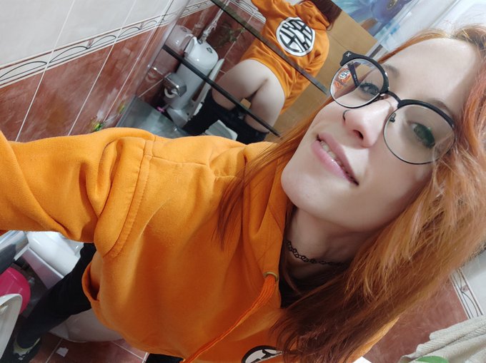 Culo de drag&oacute;n. 🐉🍑 #dragonball  #nerd #melocot&oacute;n #orange #redhair #toiletselfie #notmywc #freak #mirror<a href="/tag/dragonball"class="tags">#dragonball</a><a href="/tag/nerd"class="tags">#nerd</a><a href="/tag/melocot%C3%B3n"class="tags">#melocot&oacute;n</a><a href="/tag/yummy"class="tags"><span>#yummy</span></a><a href="/tag/redhair"class="tags"><span>#redhair</span></a><a href="/tag/mirror"class="tags"><span>#mirror</span></a><a href="/tag/orange"class="tags"><span>#orange</span></a><a href="/tag/ass"class="tags"><span>#ass</span></a><a href="/tag/freak"class="tags"><span>#freak</span></a><a href="/tag/toiletselfie"class="tags"><span>#toiletselfie</span></a>