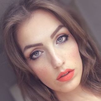 Onlinedating4y2's tweet photo. Zin in een leuke date met Ursula, 36 jaar uit Schilde?
Visit https://t.co/dvqm01WbwG

#afspraakje #dating #onlinedating #date #selfie https://t.co/R8ujWe12Xo