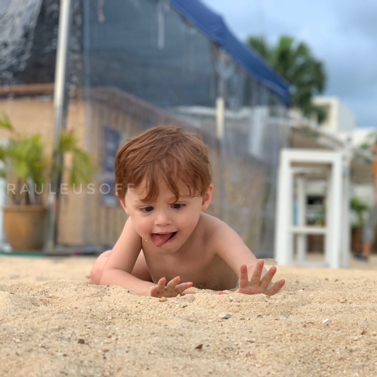 rauleusoff's tweet photo. Randomly snapped some pics of this kid today at Sentosa. Such a cutie. 🧡 https://t.co/J97ndsh1aa