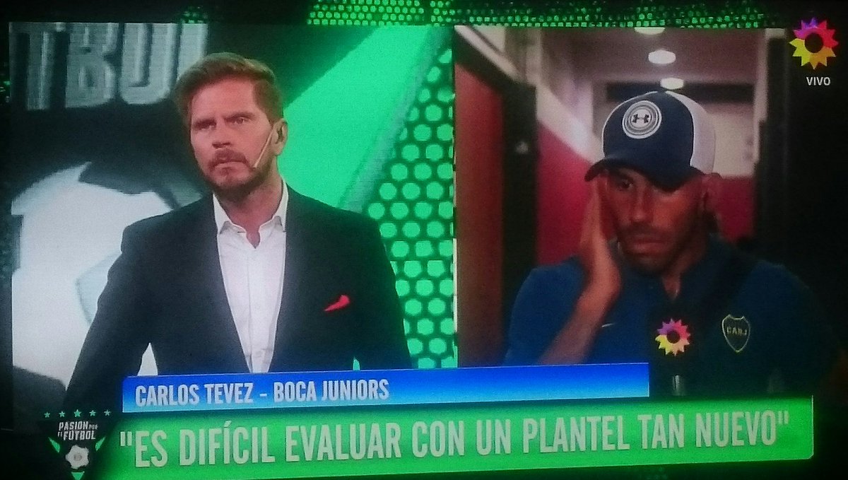 cristianivic's tweet photo. El Pollo Vignolo a Carlos Tévez: “Para mi mereces selección". https://t.co/Fb1BZmDO87