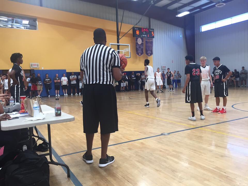 jwhieb's tweet photo. I am constantly asked at this time of the year by student-athletes, and their parents that are looking for a AAU program whatβs the difference between Seasideβs Finest and other Basketball programs in the County ! This photo speaks for its self ! #CollegeCoaches #viewingperiod https://t.co/Na1t0ySF5b