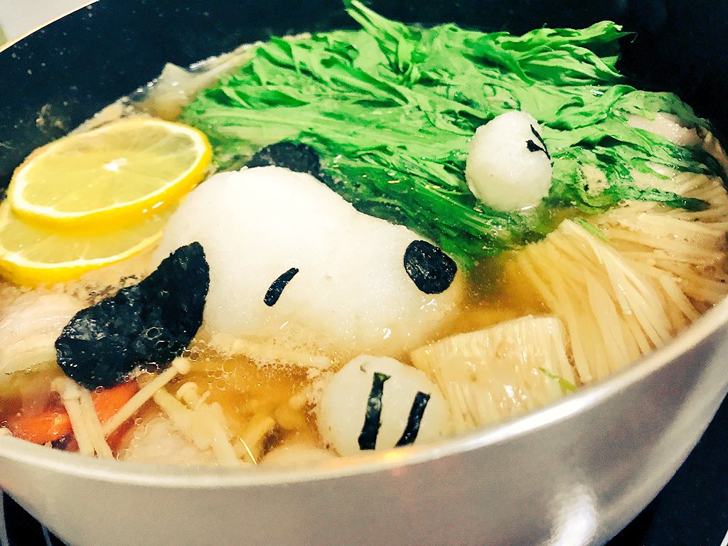 八重山みなみん いきものづくし フェス それから土曜日は友達と鍋パしまして スヌーピー 好きな子もいたので大根おろしで作ってみました 沈みゆくスヌーピーに別れを惜しみつつ美味しくいただきました 大根おろしアート 鍋 スヌーピー