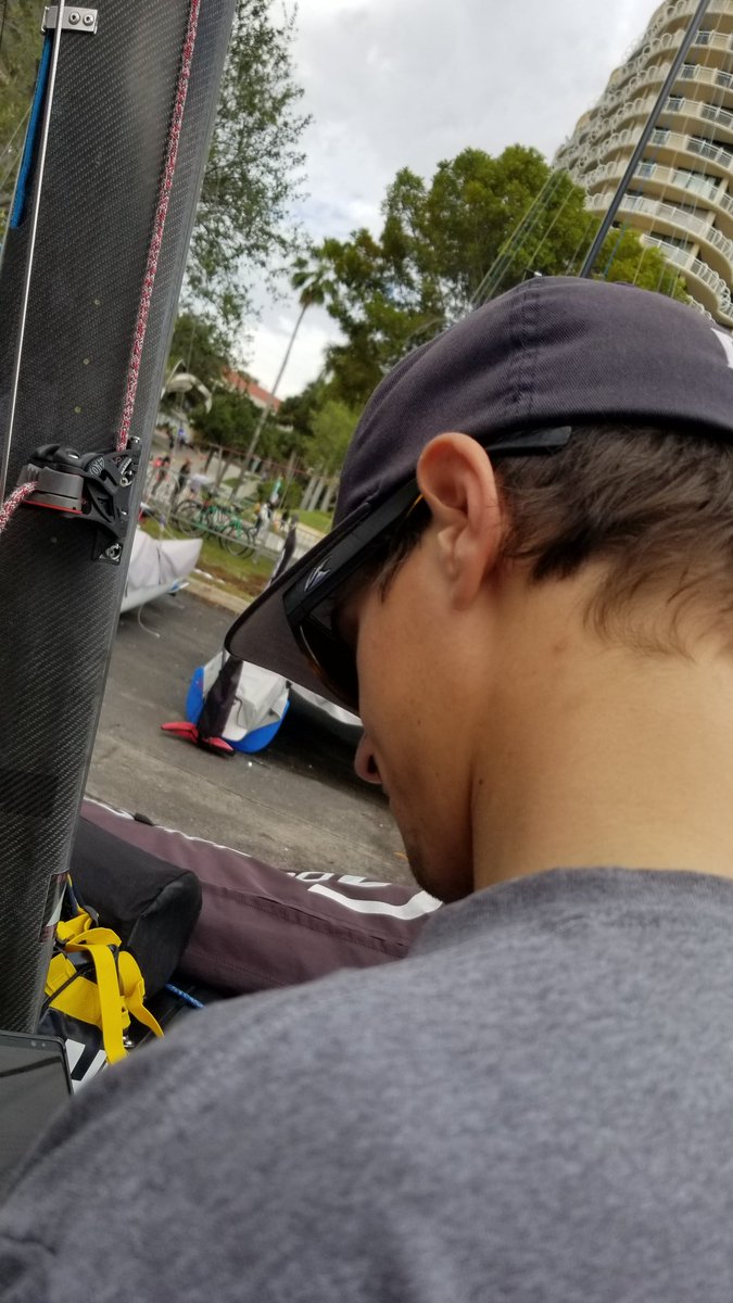 Boatwork is all wrapped up and it's time for a night on the town to relax before the big event. If you're in town, come meet up with us in the Grove