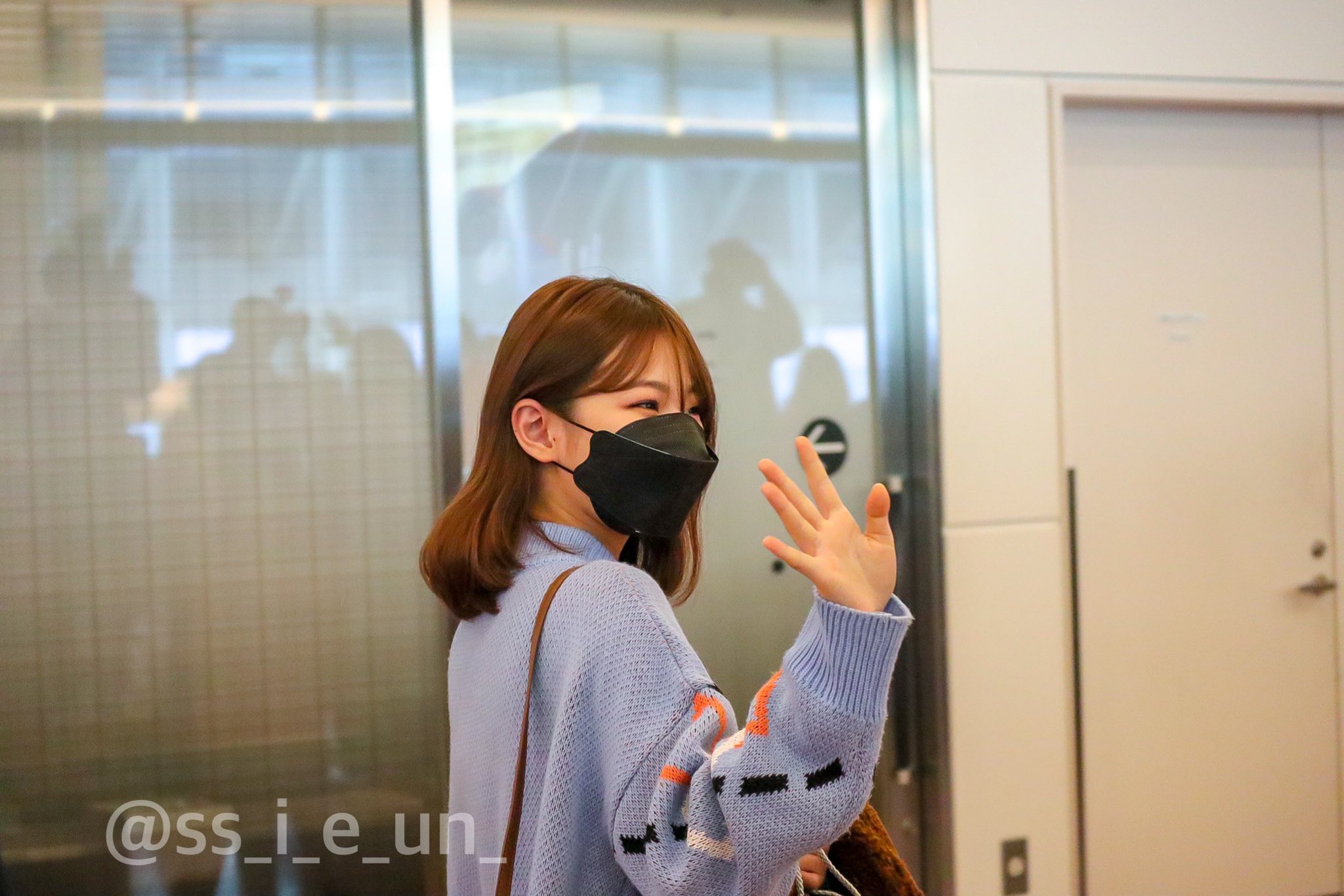 Dx9Lna9UUAAJU3V.jpg:large