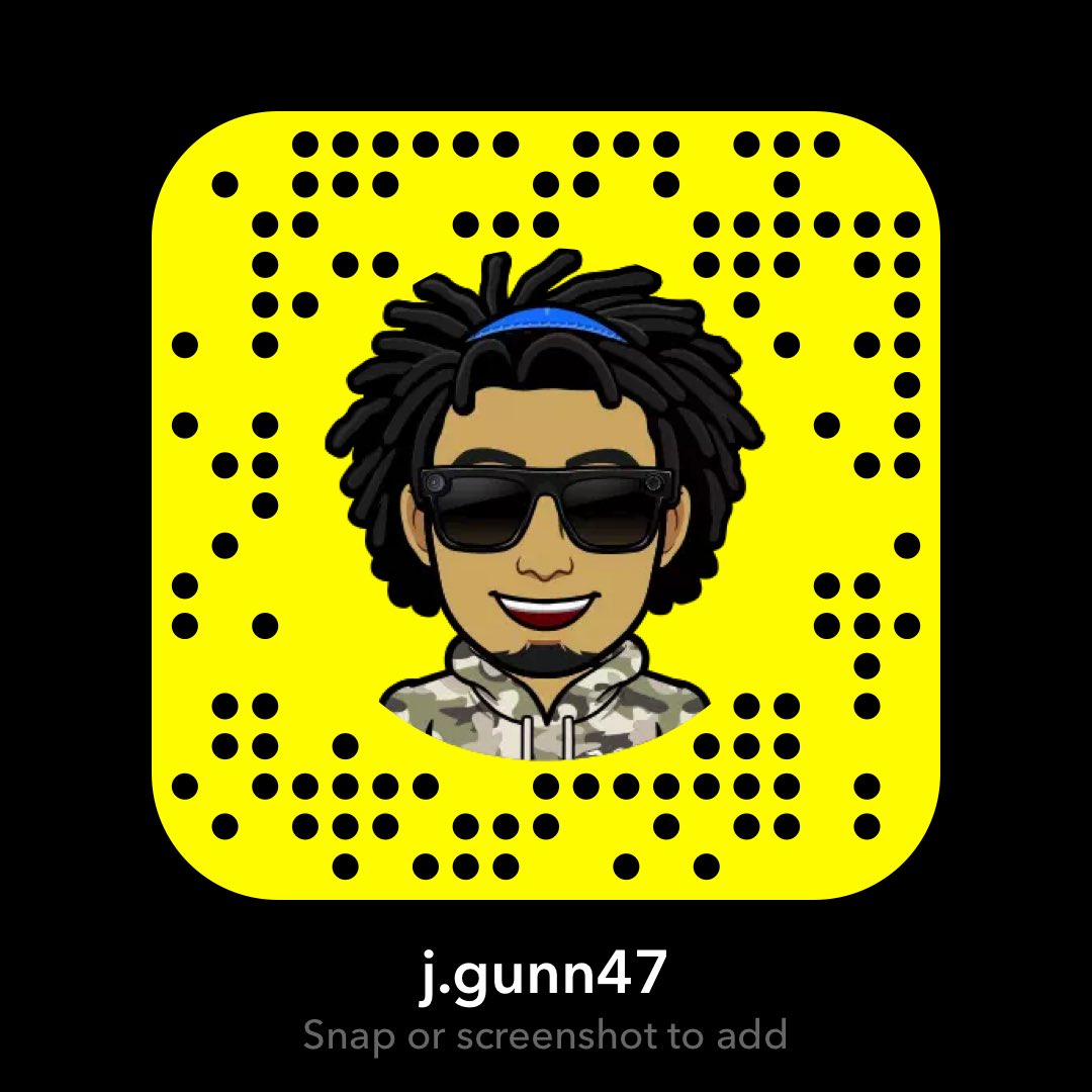 JSmooveTheKid's tweet photo. Add the new snap , the other one out of commission 🤮🤢 https://t.co/kOhS7Dnnhk