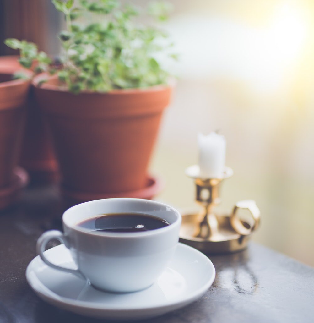 90Outbox's tweet photo. Cup of coffee 
#Coffee #wallpaper #photography #beans https://t.co/hBf1Yl6IC2