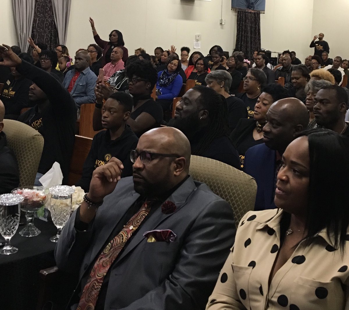 IAmCDSmithSr's tweet photo. The Celebration was Amazing! Thank you @BLofLaPlace @rdkingsr for having us! #CongratsBLOL #TGBTG #ItWillBeEasy #TheBestIsYetToCome https://t.co/oIixCh4kqp