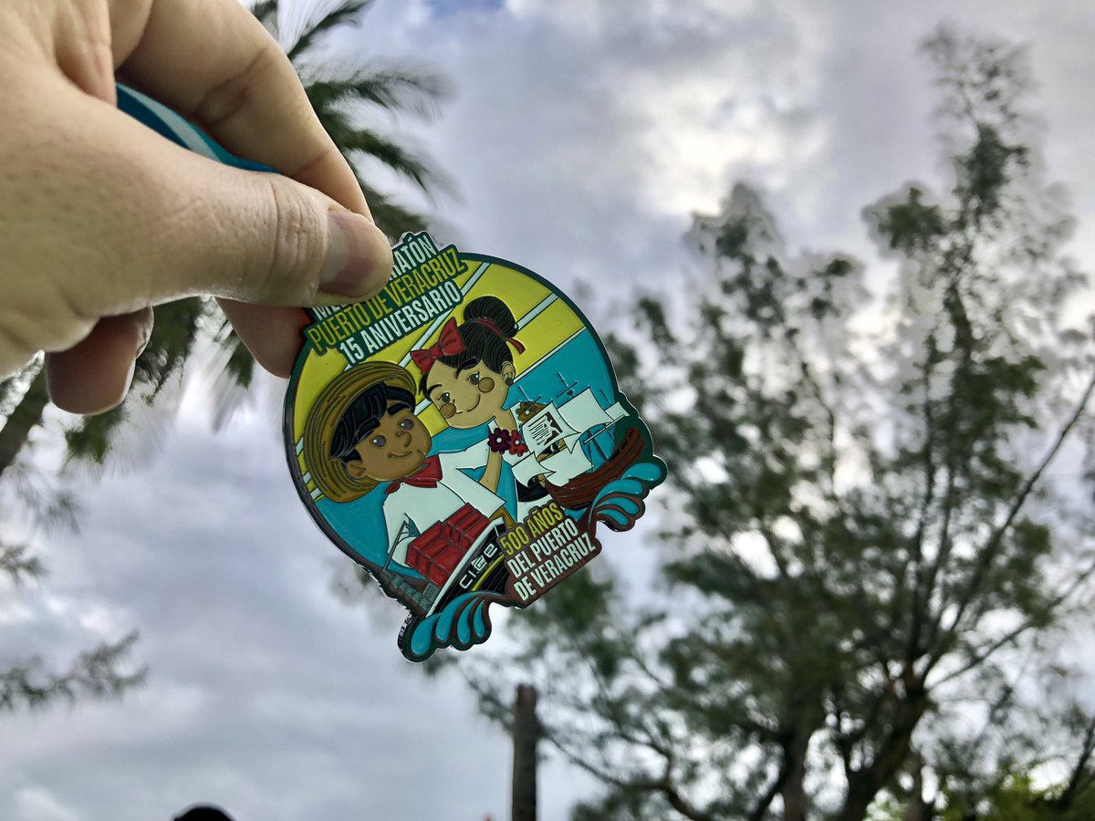 jarmasg's tweet photo. Las 📸🎥 del #MMPV2019 1/2
•
🏁🏃🏽#MMPV2019🏃🏽🏁 #21k 🏃🏽🏝🌊🌬🌥
•
#Vive #Comparte #Inspira
•
👍🏻💪🏻👊🏻🤜🏻 #Triinox 🏊🏼‍♂️🚴🏼🏃🏻‍♂️🇲🇽
•
#Veracruz #Bocadelrio #Mexico
#Triatleta #Swim #Bike #Run #swimbikerun #Triatlón #Ironman703 #Ironman #IMx #triatlon_mexico #Trimexico #AsTriatlón https://t.co/bslN9bJUqy