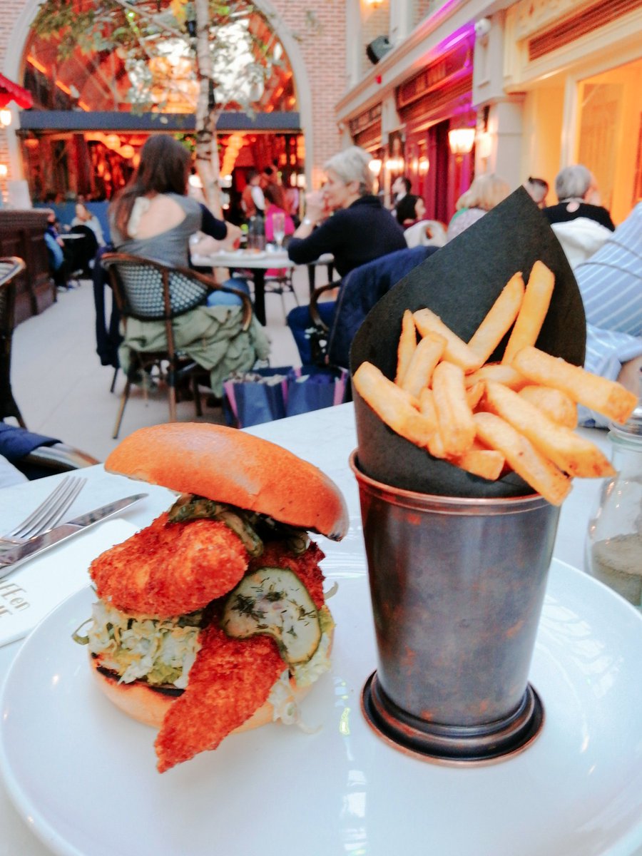 Kassiani_cheir's tweet photo. The most romantic spot in Dublin for brunch it has to be @CafeEnSeine โค๏ธ I love the Parisian inspired decor and my fish sandwich was amazing!! ๐๐ #justkassi https://t.co/e7lazAXunl