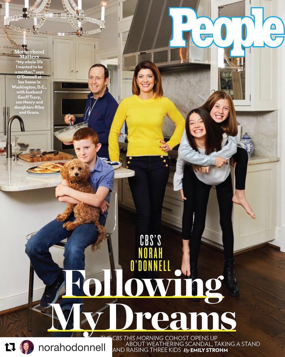👀<a href="/NorahODonnell/">Norah O'Donnell 🇺🇸</a> ... is that #bacon in the background?   Great article on <a href="/people/">People</a> magazine.  So proud.  See you again soon.  Come check the Cauliflower Dough Pizza.  Testing all week. Date night with <a href="/chefgeoffs/">Geoff Tracy 💚🥓</a>  He’ll pay.