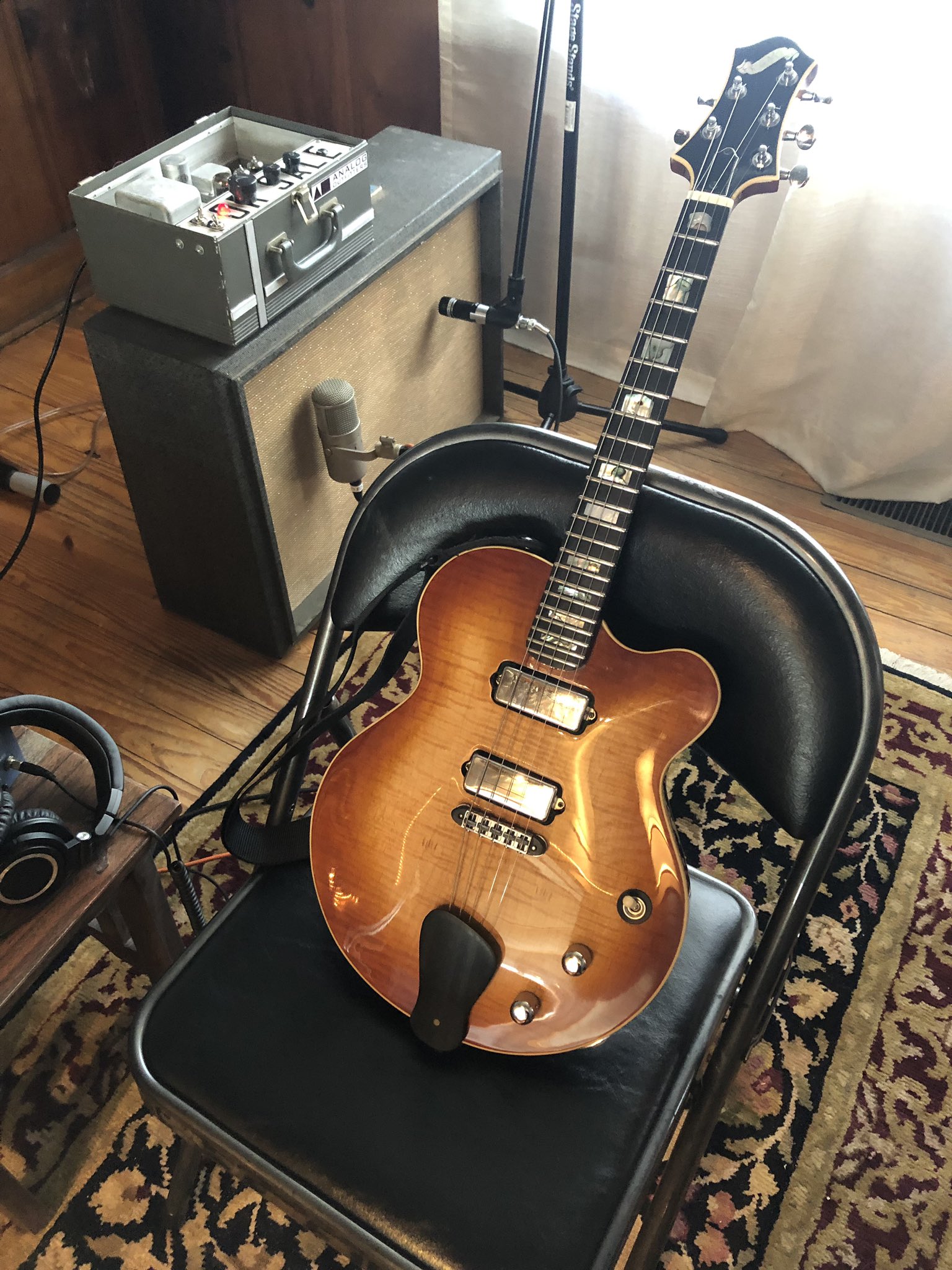 S I E R R A • H U L L on Twitter "I 🧡 this Rono 5 String electric