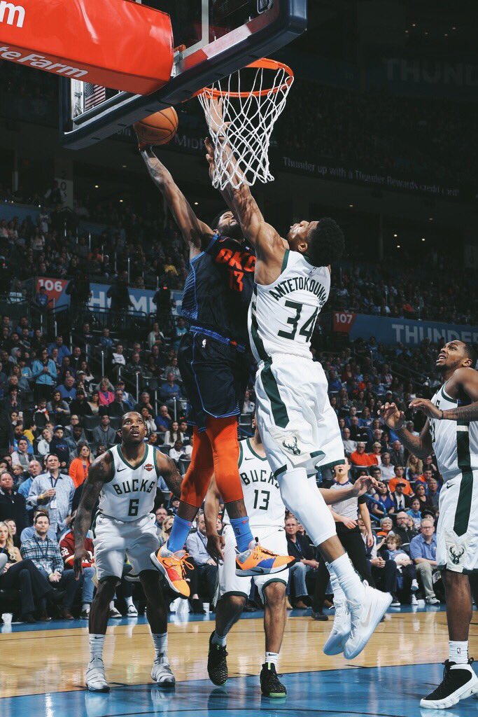 BleacherReport's tweet photo. RATED R 📸 https://t.co/SoSsbAB1u4