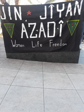 View image on Twitter