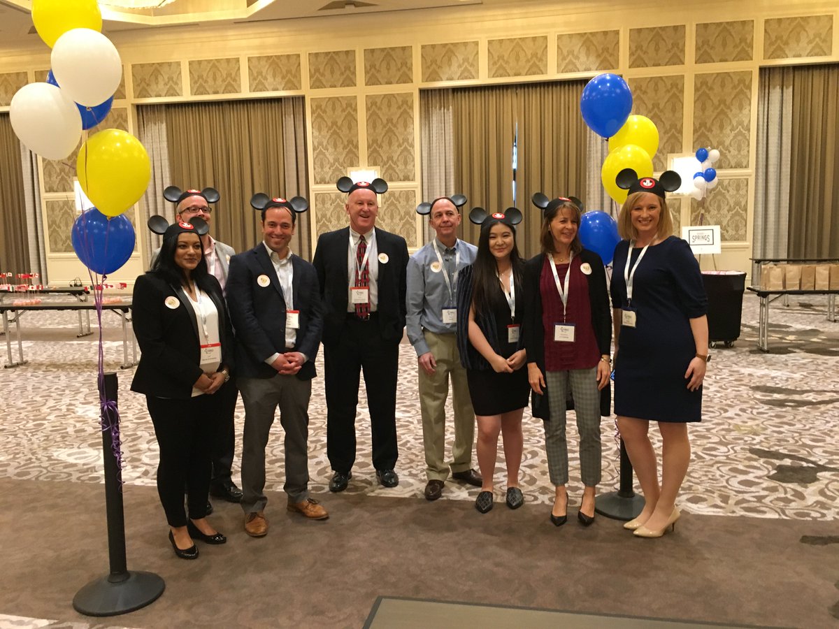 thoughtxchng's tweet photo. What a day! Thanks to all who came out to the Disney themed Amazing Race networking event today! #CHROExchange @IQPCNAExchange @CHRO_Exchange https://t.co/wrB88MV8JM