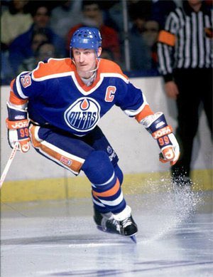 I m a day late but that doesn t matter. Happy Birthday Wayne Gretzky 