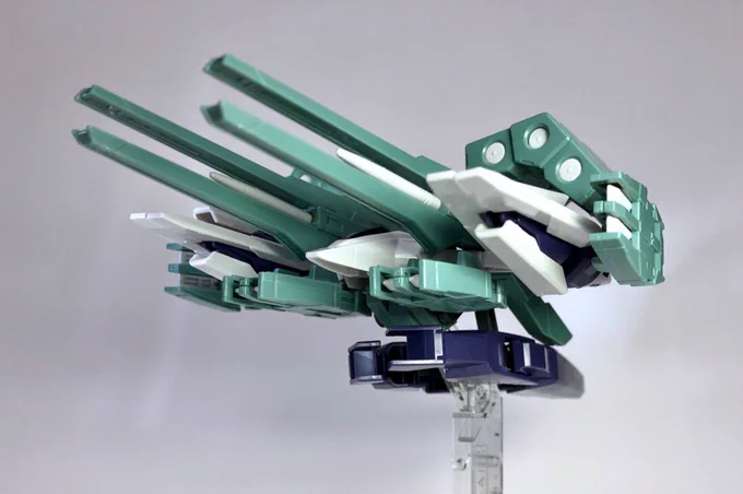 ガンプラ　AGEⅡマグナム　ダブルオースカイ　カスタムウェポンのセットです。 ガンプラ AGEⅡマグナム ダブルオースカイ カスタムウェポンのセット