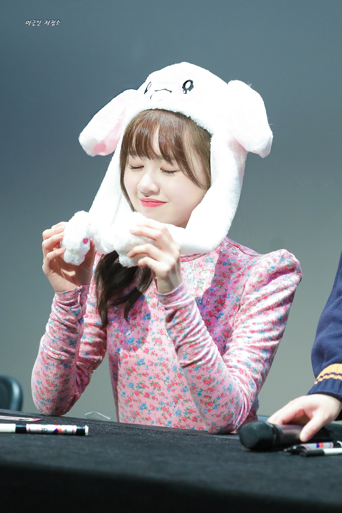 Dx9qlhSVsAExhpQ.jpg:orig