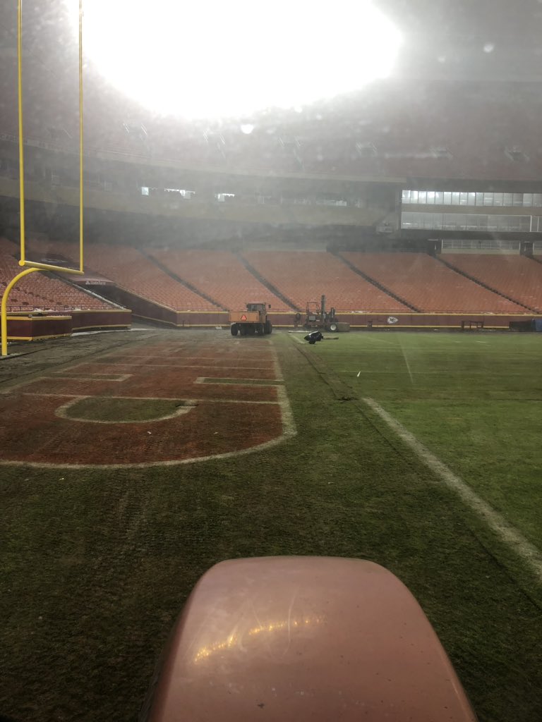 Foggy bottom boys invade Arrowhead <a href="/CarolinaGreenCo/">Carolina Green</a> #GameOnGrass
